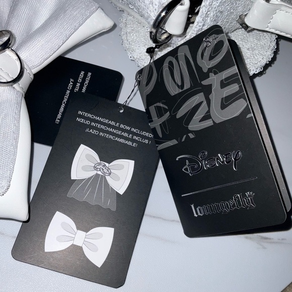 LoungeFly Disney Minnie sequin crossbody - Picture 5 of 11